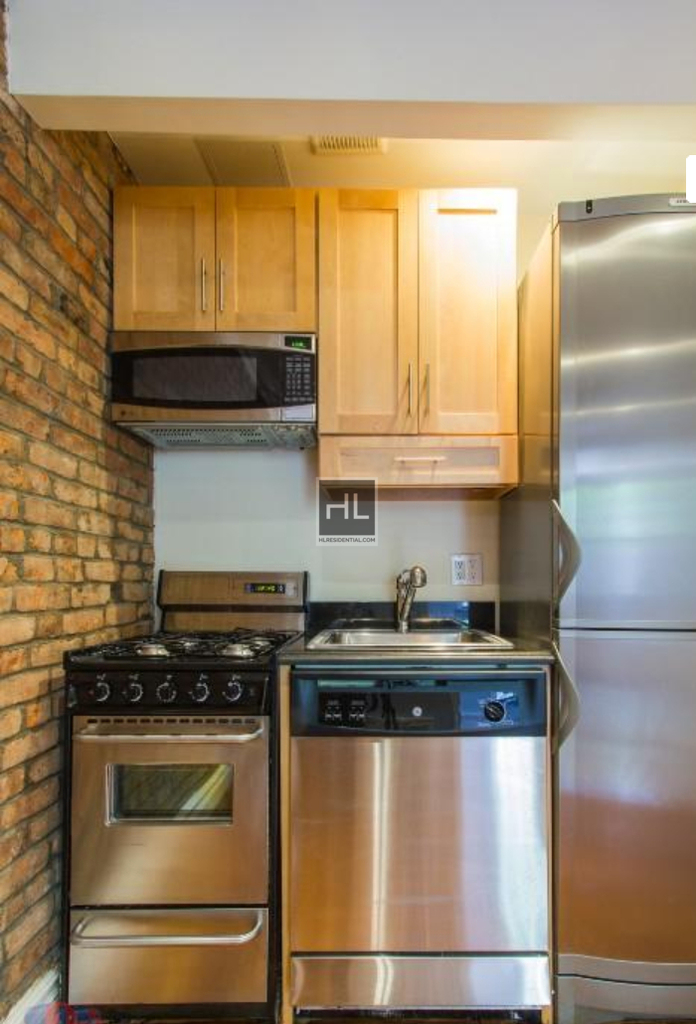 East 5th Street - Photo 1