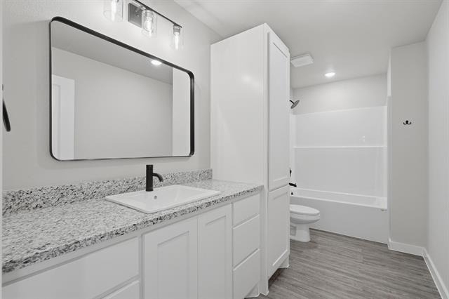 3035 Glennster Street - Photo 13