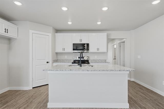 3035 Glennster Street - Photo 10
