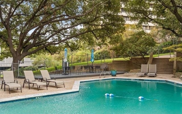 3883 Turtle Creek Boulevard - Photo 20