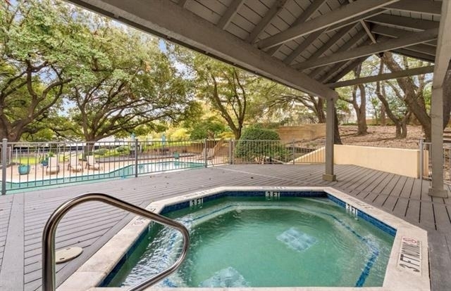 3883 Turtle Creek Boulevard - Photo 19