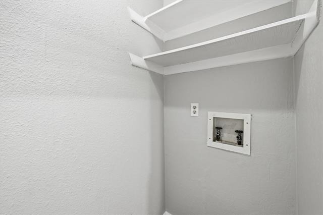 9809 Matchpoint Place - Photo 10