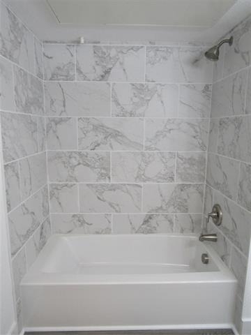 818 W Collins Street - Photo 7
