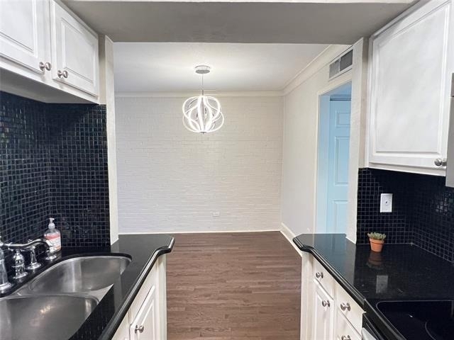 7734 Meadow Road - Photo 13