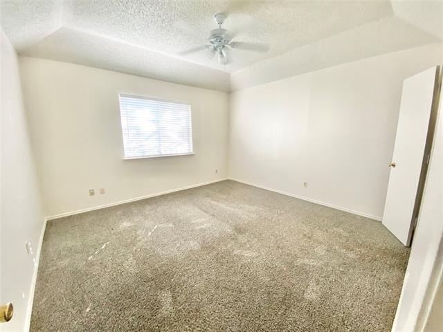 2632 Pinta Circle - Photo 9
