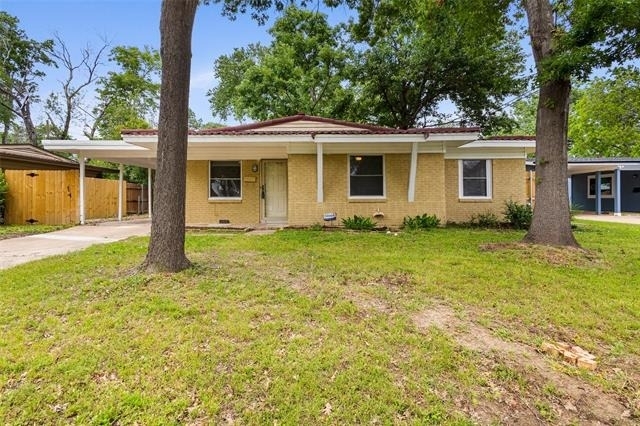 1513 Park Place - Photo 1