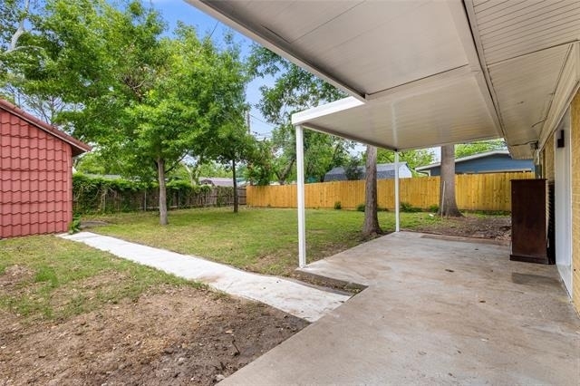 1513 Park Place - Photo 11