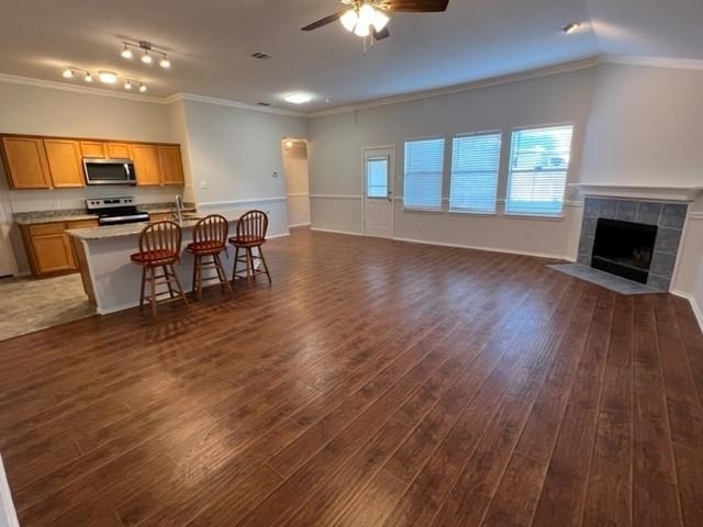 1004 Trickham Drive - Photo 3