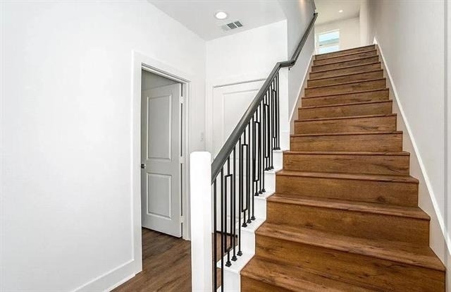 13325 Bee Street - Photo 2