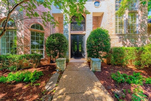 3205 High Point Drive - Photo 2