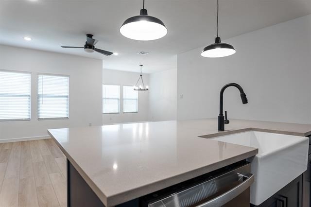 528 Brook View Drive - Photo 4
