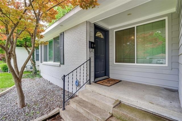 2140 Springhill Drive - Photo 1