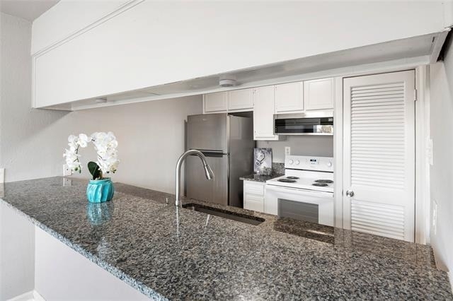 208 Wilshire Drive - Photo 6