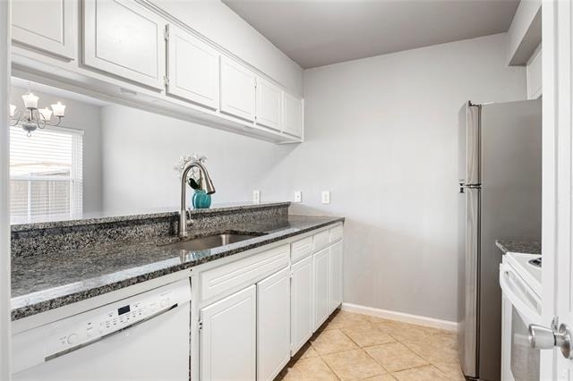 208 Wilshire Drive - Photo 5