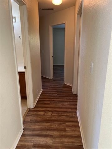 2305 Pheasant Run - Photo 2