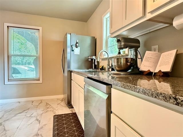 1009 Denton Street - Photo 11