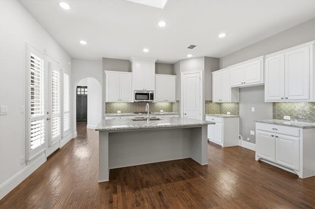 531 Sandy Lane - Photo 1