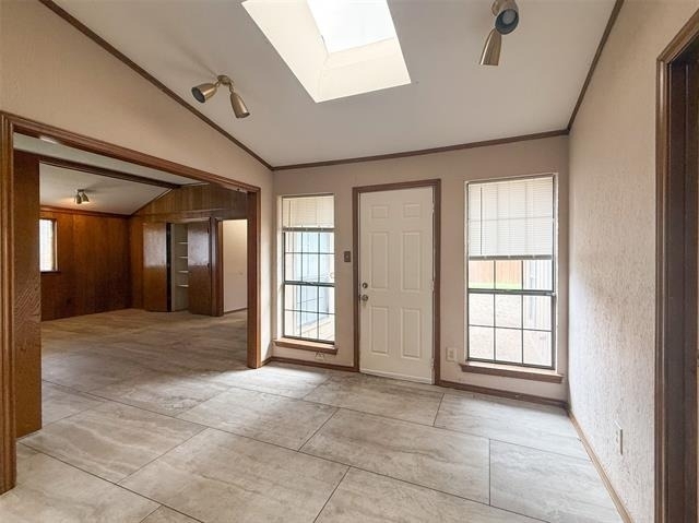 6643 Garlinghouse Lane - Photo 13