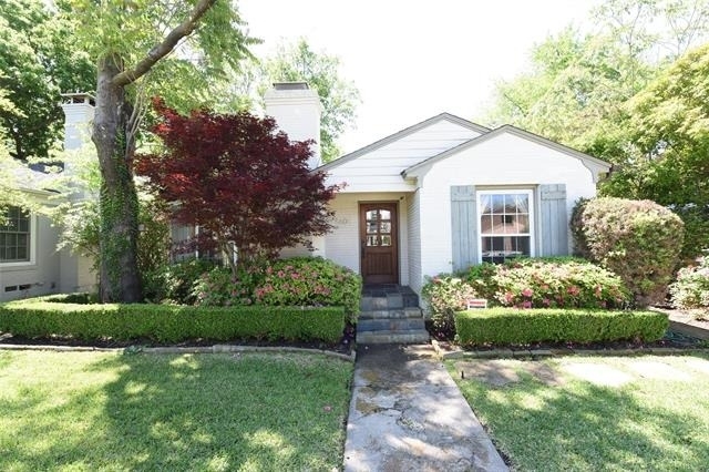 5606 Stanford Avenue - Photo 1
