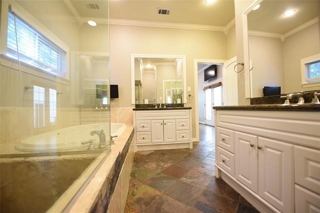 5606 Stanford Avenue - Photo 13