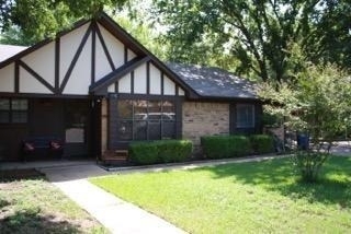 112 E Denton Drive - Photo 0