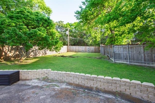 1256 Golden Trophy Drive - Photo 3