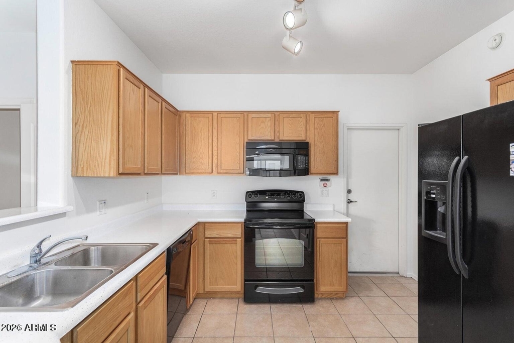 1350 S Greenfield Road - Photo 3