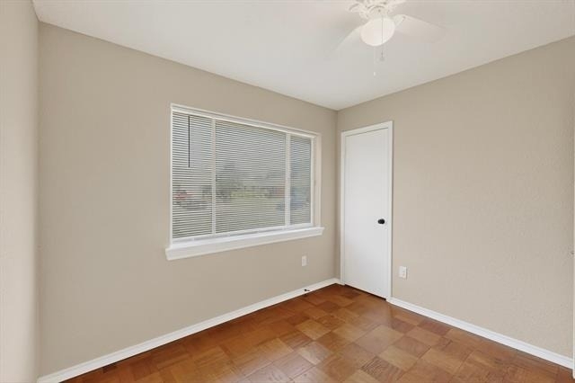 2506 Hillsboro Avenue - Photo 22