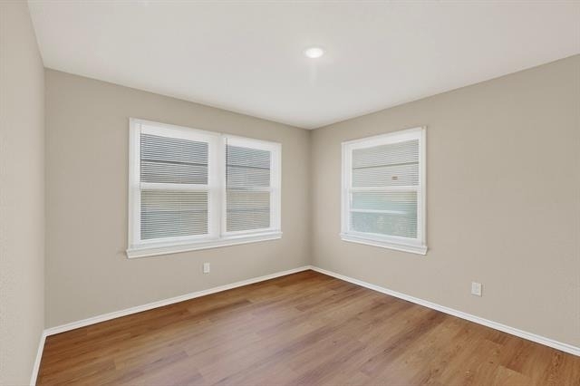 2506 Hillsboro Avenue - Photo 6