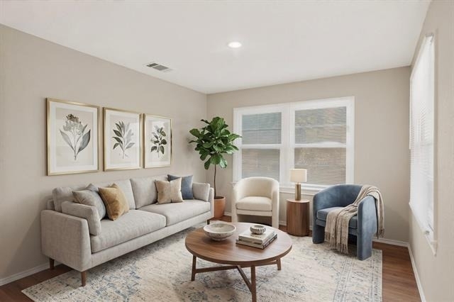 2506 Hillsboro Avenue - Photo 2