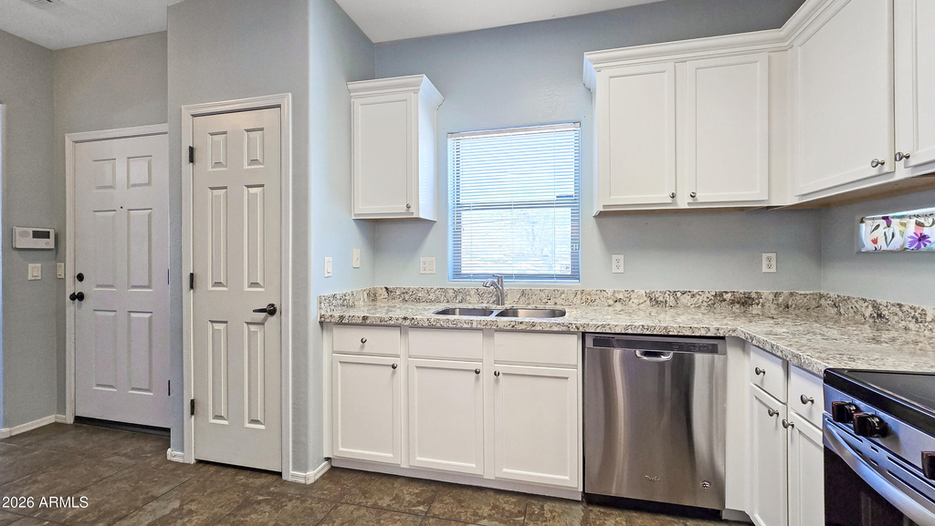14743 N 177th Avenue - Photo 11