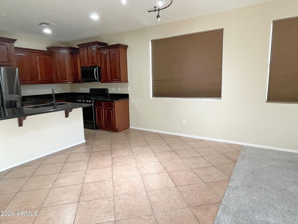 30204 N 73rd Avenue - Photo 6