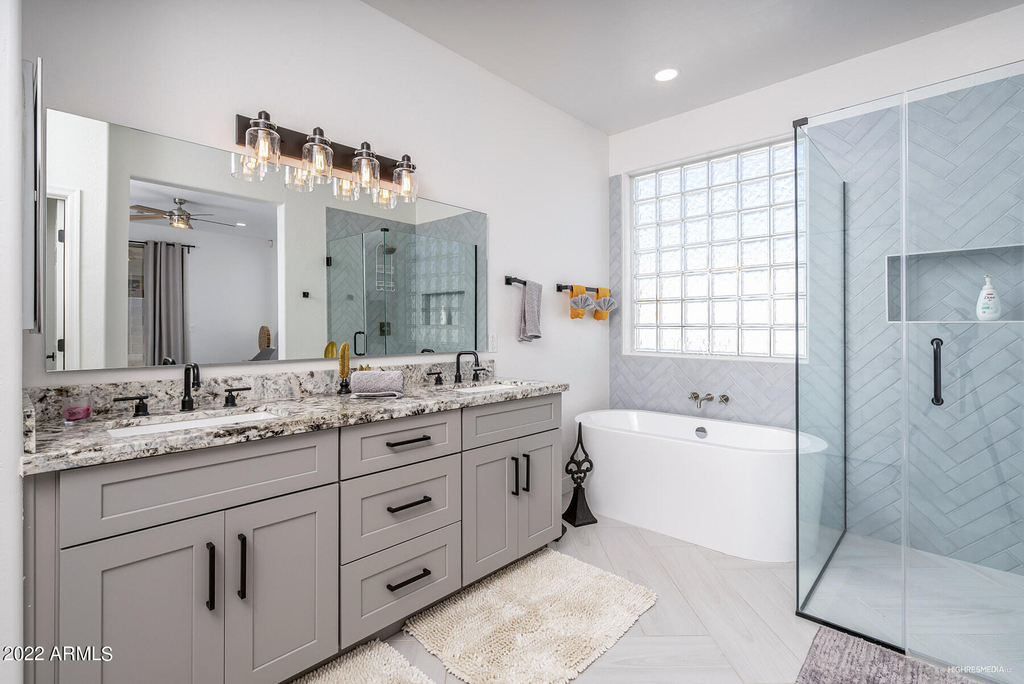 1036 E Susan Lane - Photo 7