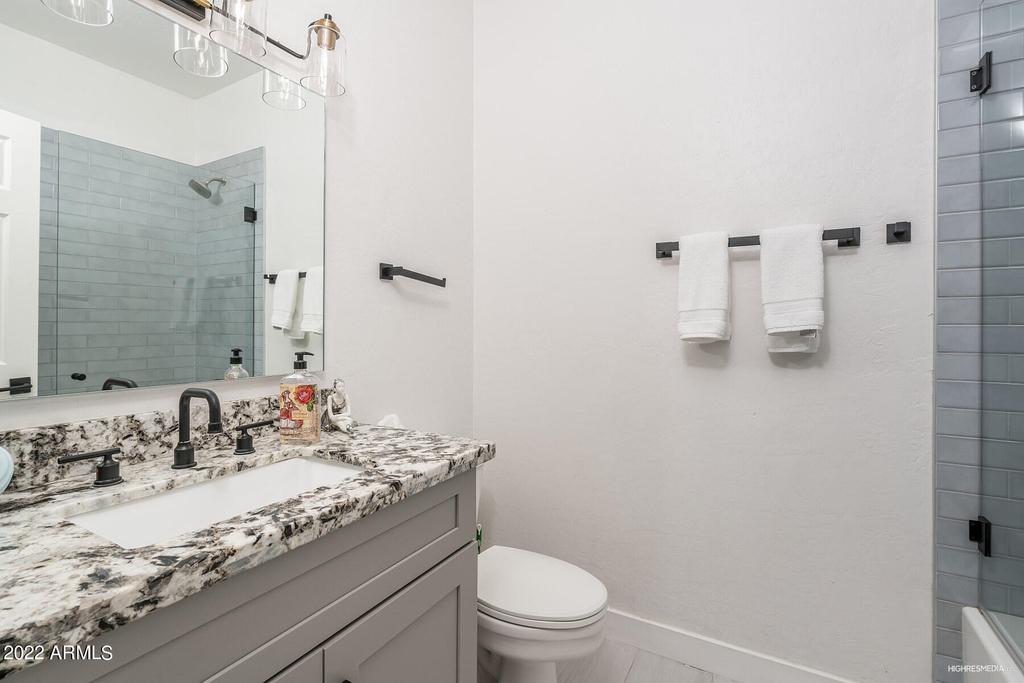 1036 E Susan Lane - Photo 16