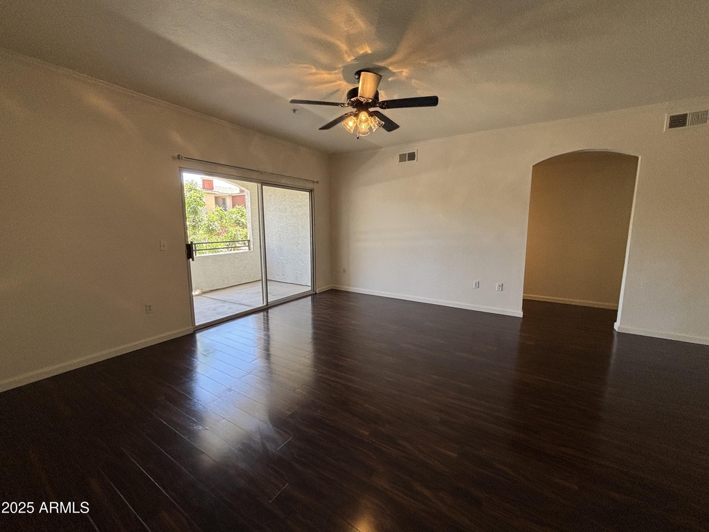 5345 E Van Buren Street - Photo 5