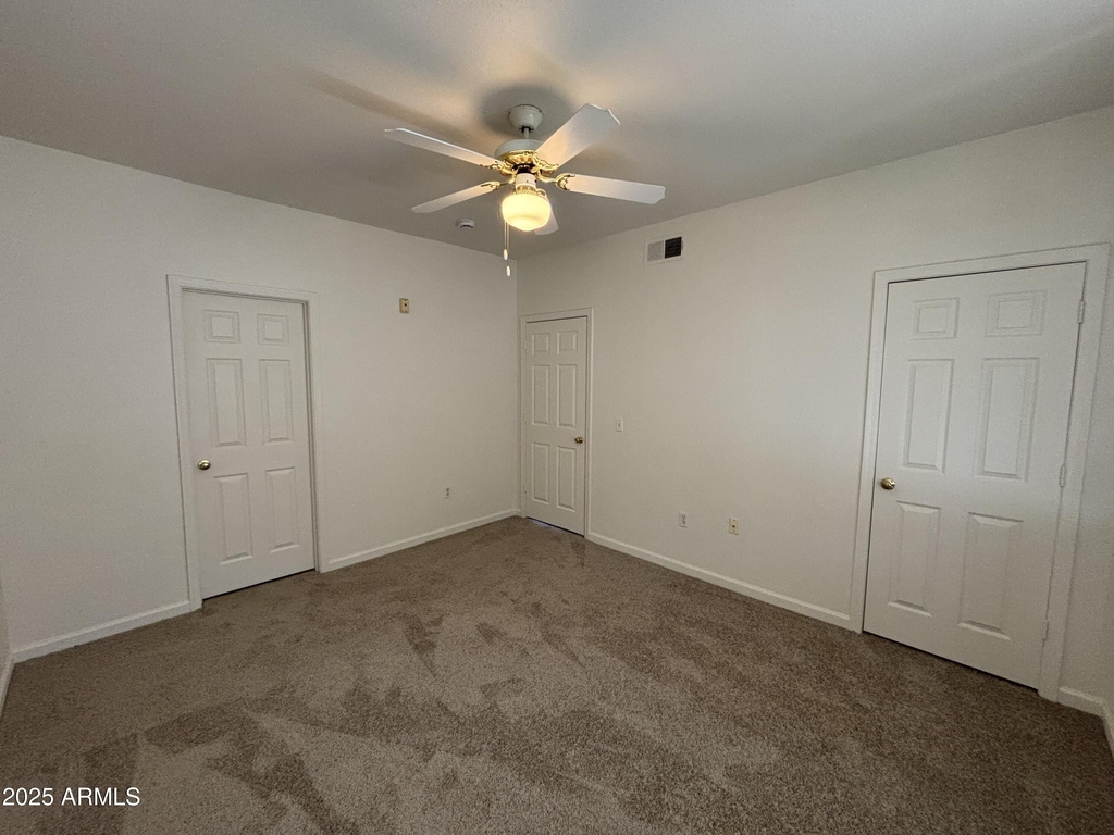 5345 E Van Buren Street - Photo 8