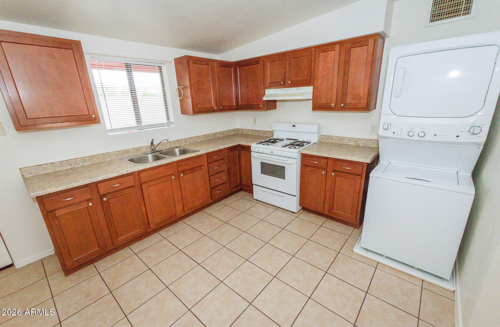 3799 E Foothills Drive - Photo 6