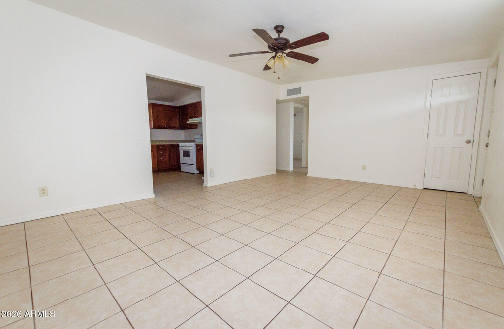3799 E Foothills Drive - Photo 5