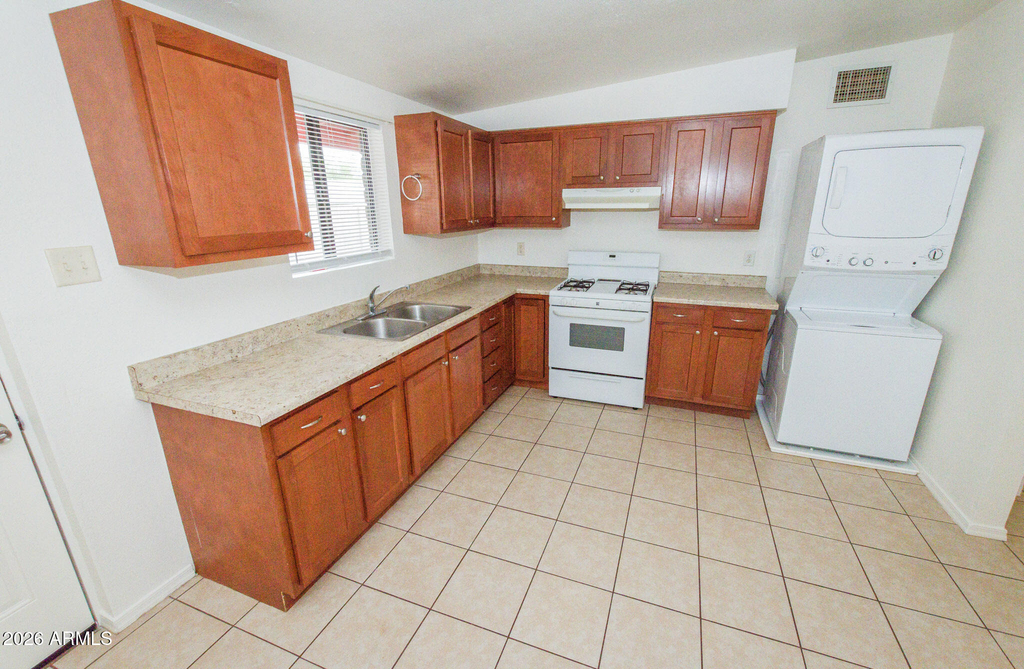 3799 E Foothills Drive - Photo 7