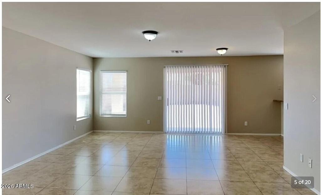 11821 W Laurel Lane - Photo 2