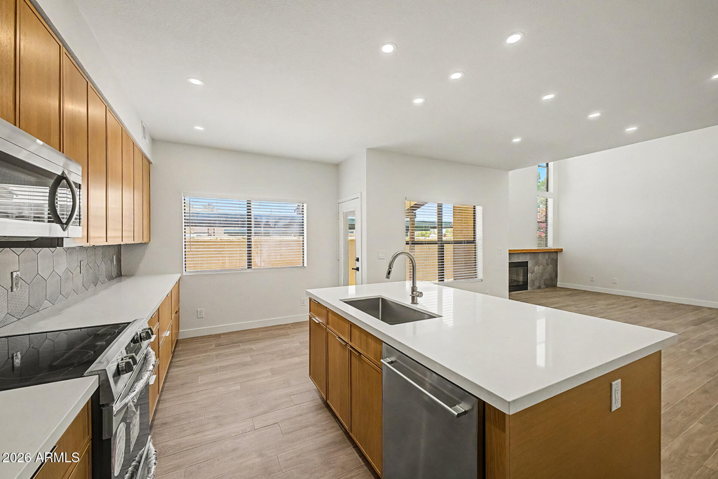 2084 N Sunset Drive - Photo 14