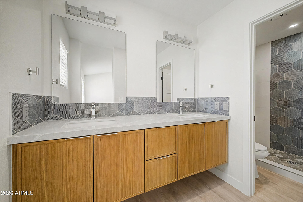 2084 N Sunset Drive - Photo 19