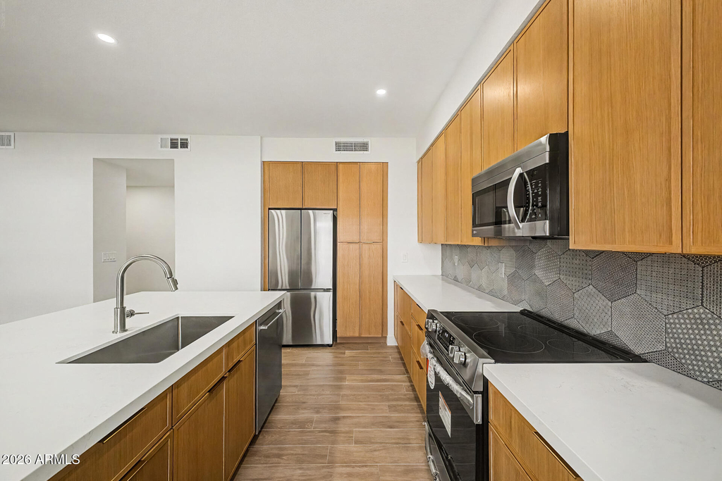 2084 N Sunset Drive - Photo 15