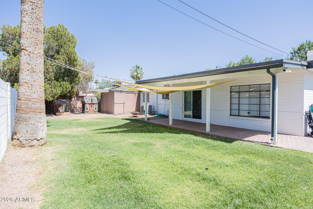 1838 E Hazelwood Street - Photo 29