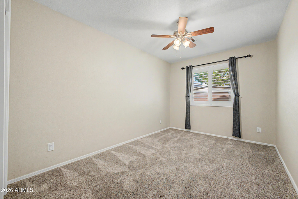 7733 W Pershing Avenue - Photo 16