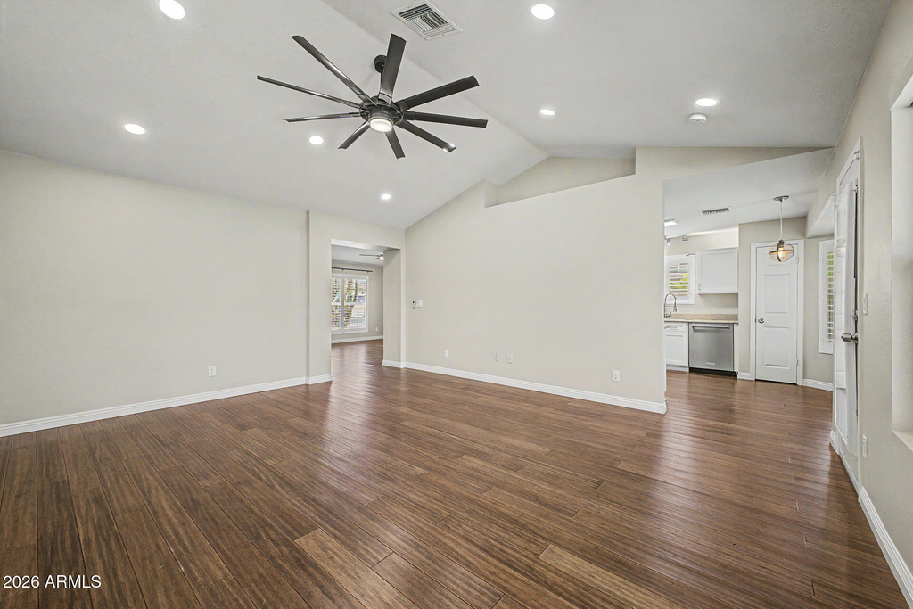 7733 W Pershing Avenue - Photo 8