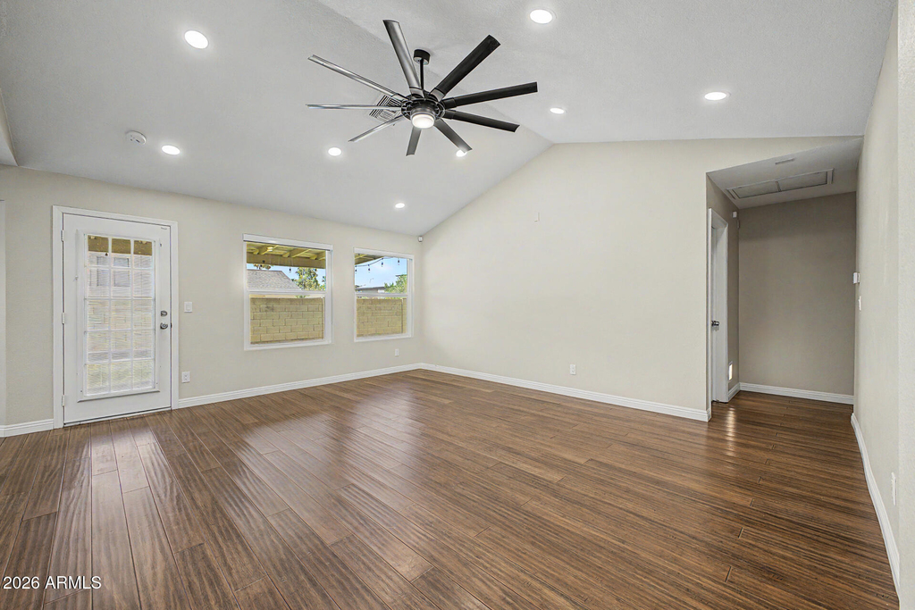 7733 W Pershing Avenue - Photo 7