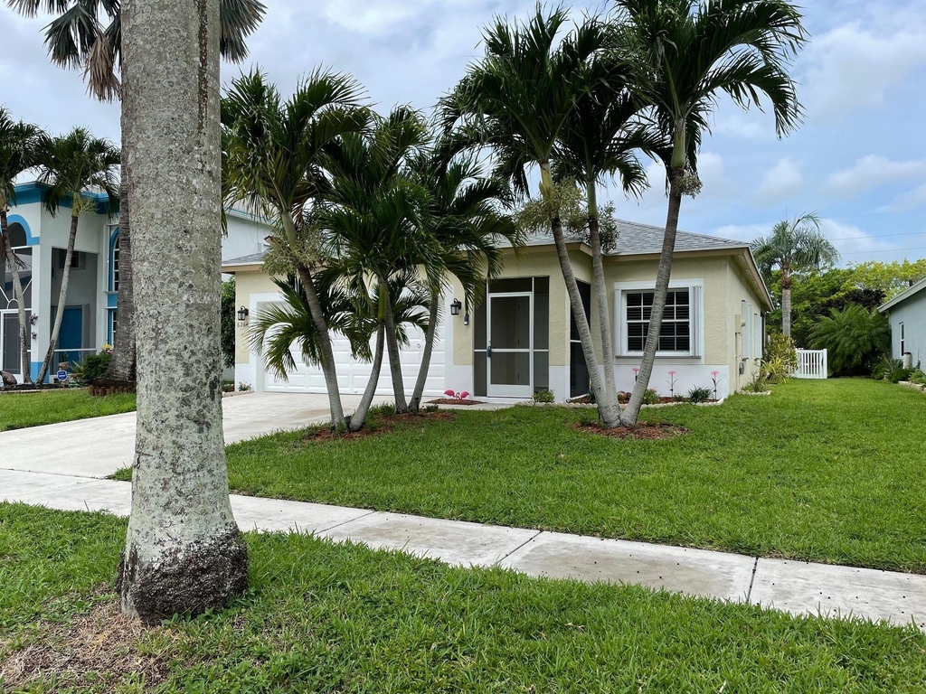 6264 Lansdowne Circle - Photo 0