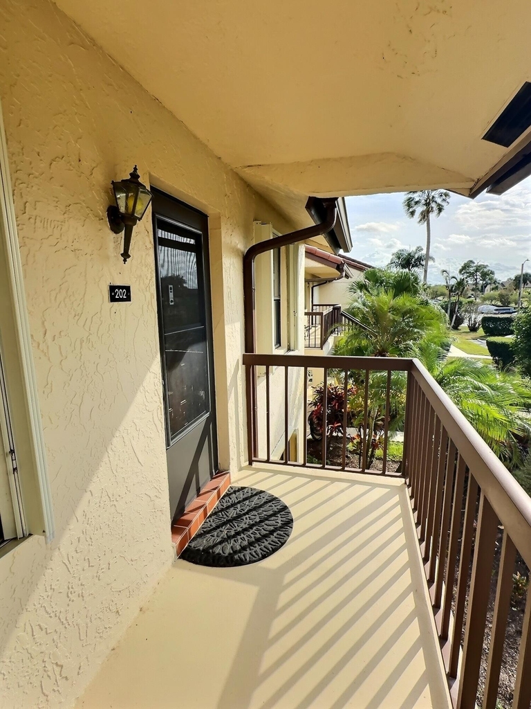 4682 E Lucerne Lakes Blvd Boulevard E - Photo 0