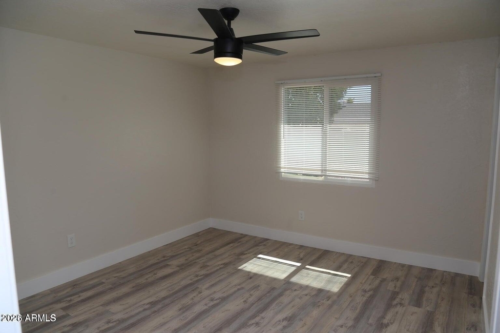 3737 E Eugie Avenue - Photo 13